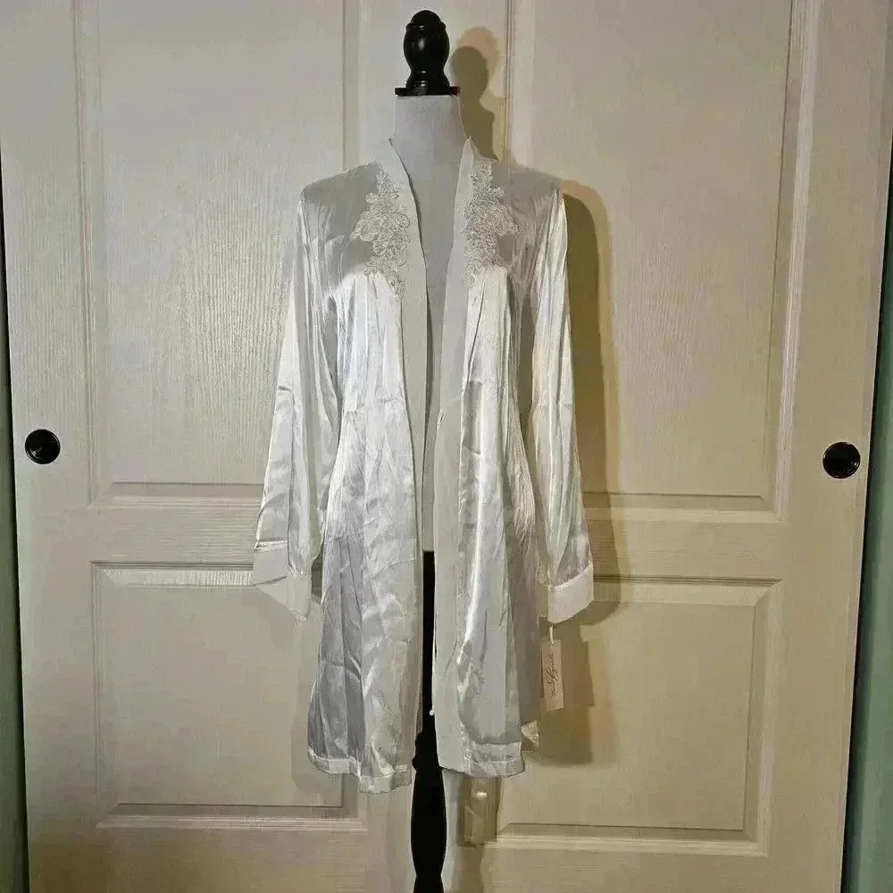Linea Donatella Ivory Satin LXL Nightgown